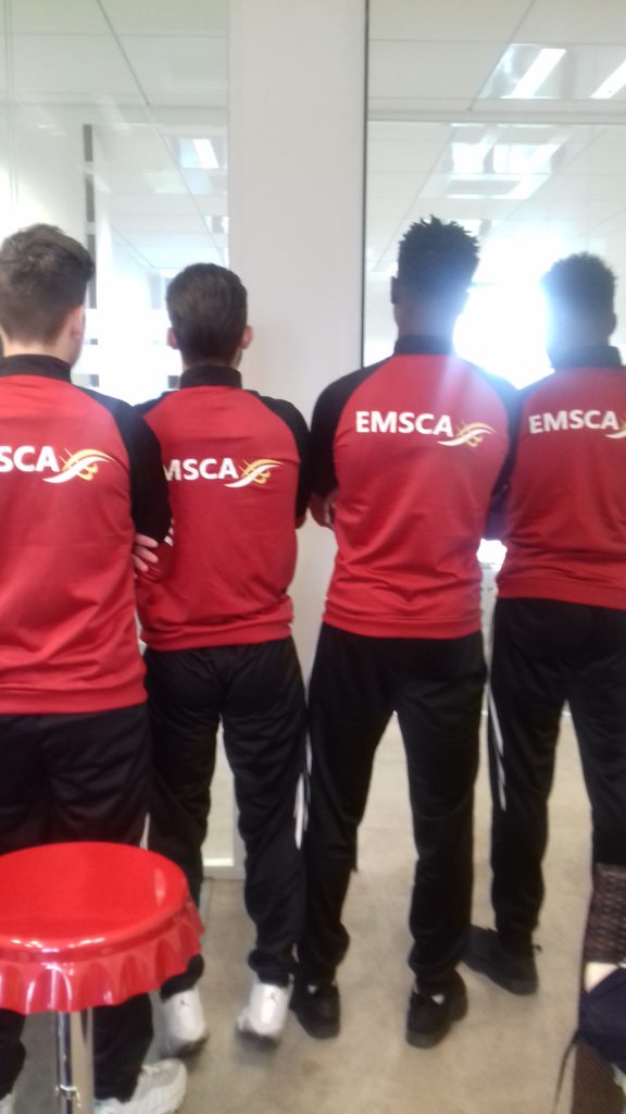 La tenue officielle des sportifs de l&rsquo;EMSCA